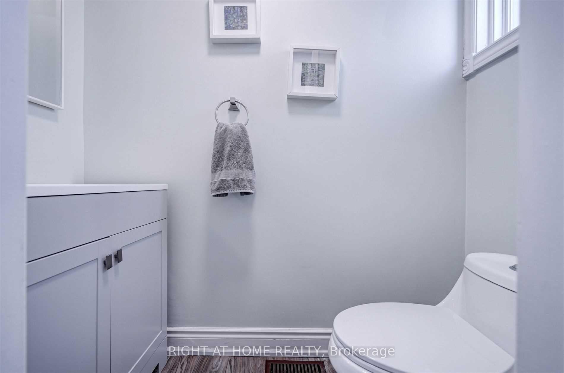Photo 17 of Unit Main and 2nd Floor, 2083 Duberry Drive, Pickering, Brock Ridge — HOMEH