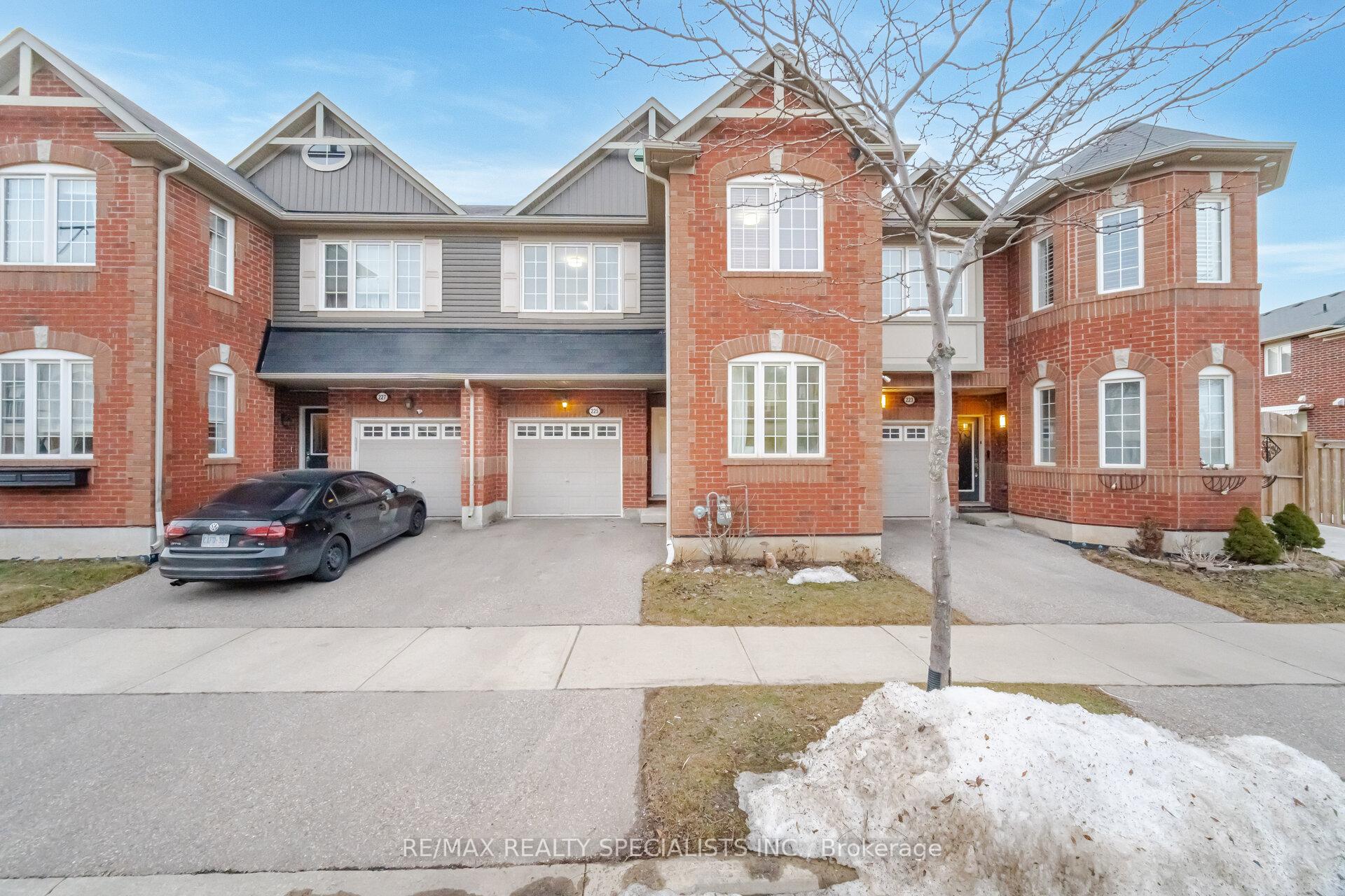 Photo 1 of 225 Mortimer Crescent, Milton, Harrison — HOMEH