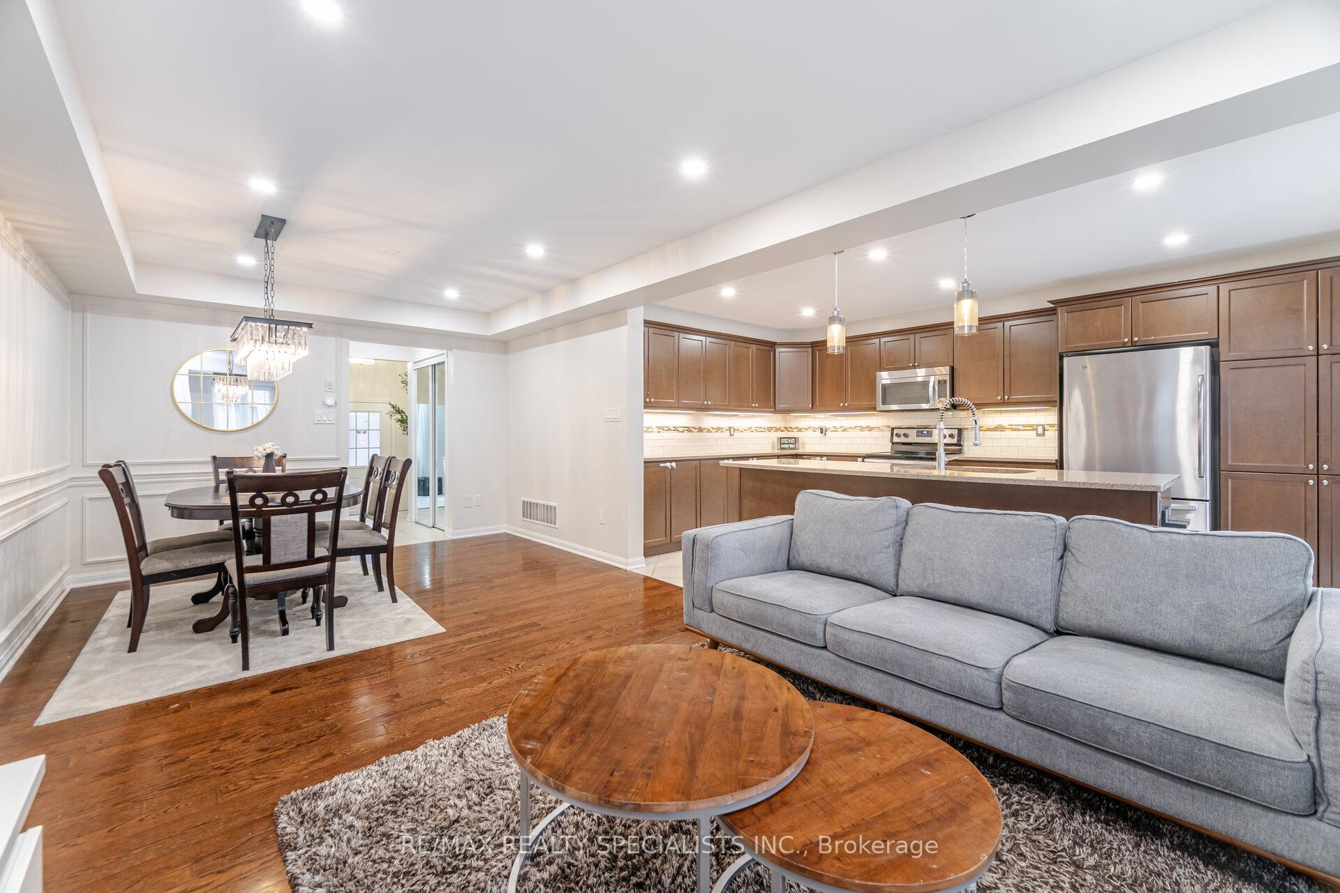 Photo 11 of 225 Mortimer Crescent, Milton, Harrison — HOMEH