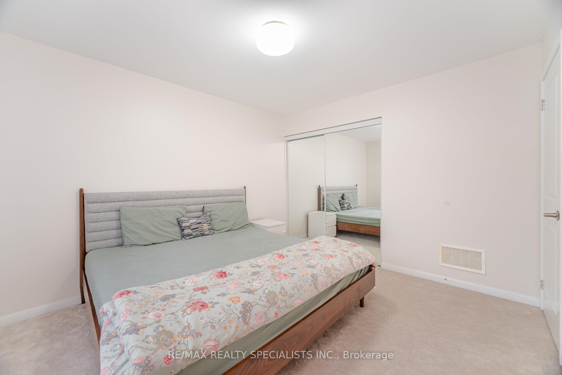 Photo 31 of 225 Mortimer Crescent, Milton, Harrison — HOMEH