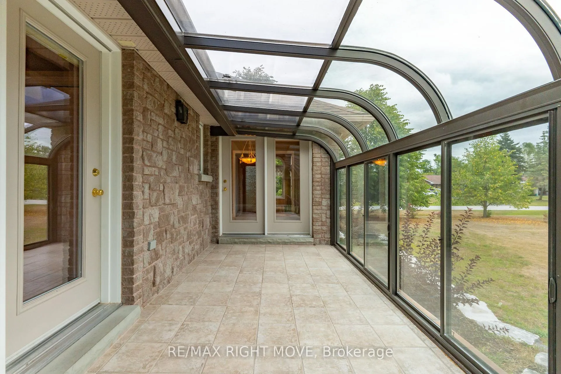 Photo 31 of 3 Thicketwood Place E, Ramara, Rural Ramara — HOMEH