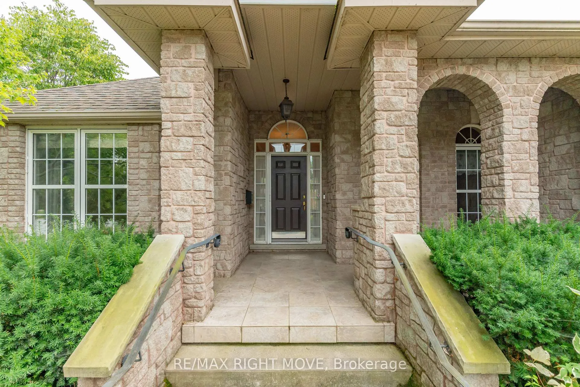 Photo 35 of 3 Thicketwood Place E, Ramara, Rural Ramara — HOMEH