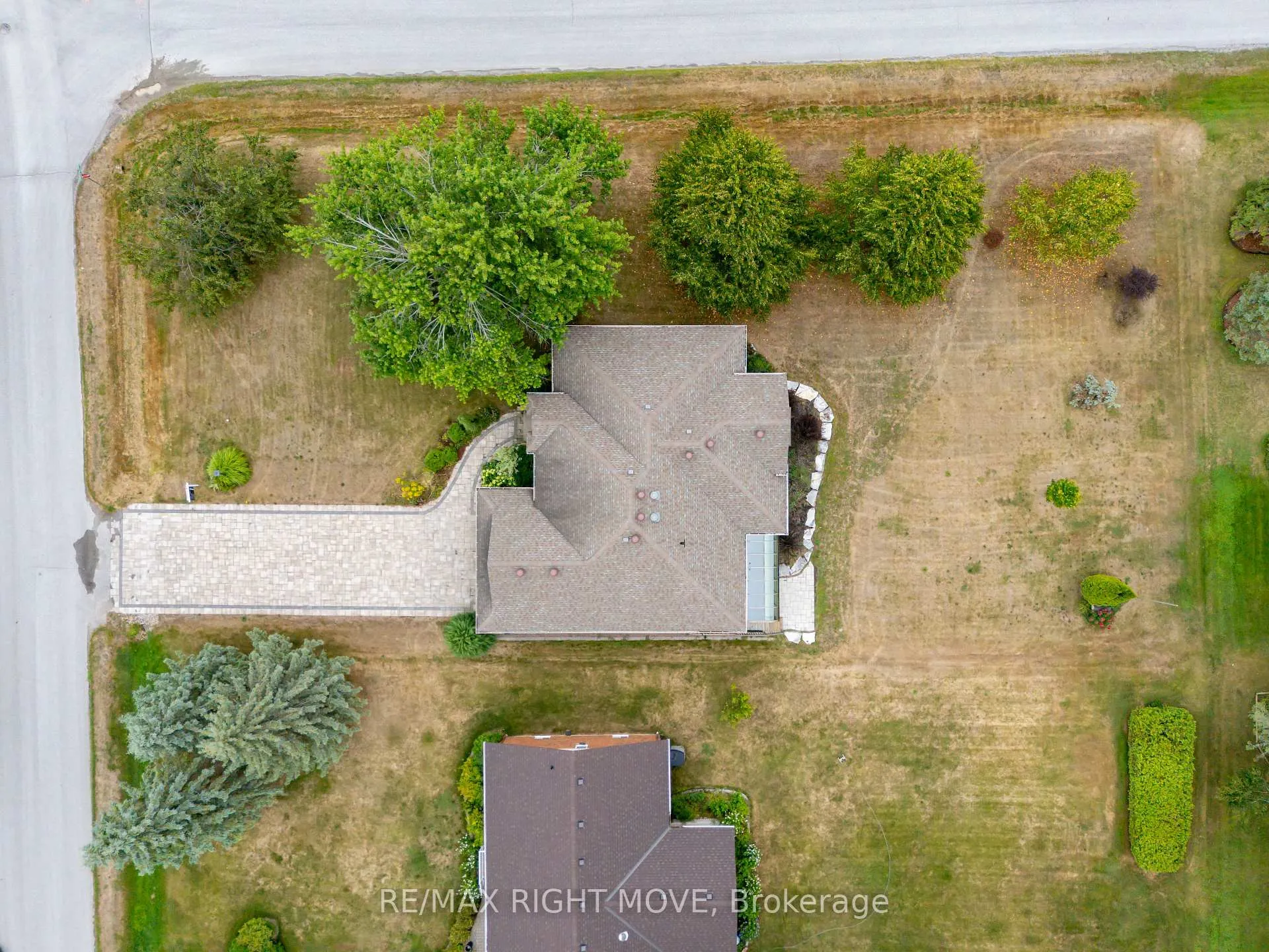 Photo 39 of 3 Thicketwood Place E, Ramara, Rural Ramara — HOMEH