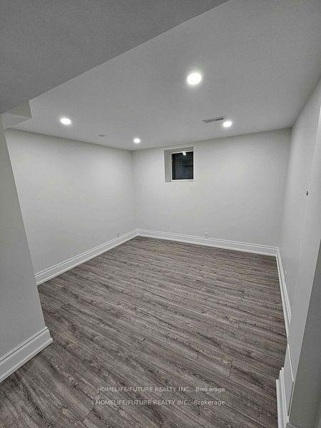 Photo 3 of Unit Bsmt, 628 Cognac Crescent, Pickering, Amberlea — HOMEH