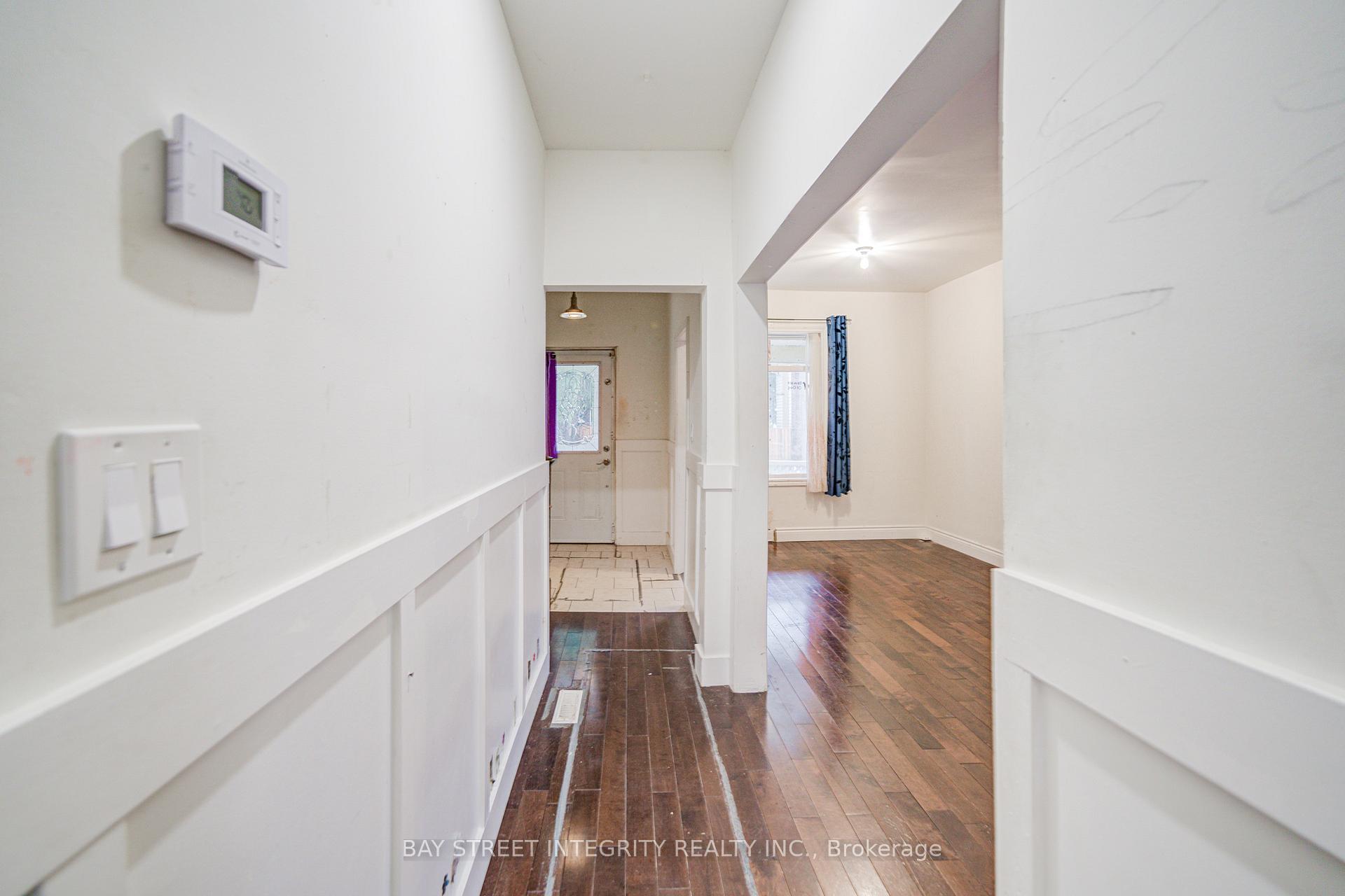 Photo 8 of 136 Summer Street, Oshawa, Central — HOMEH