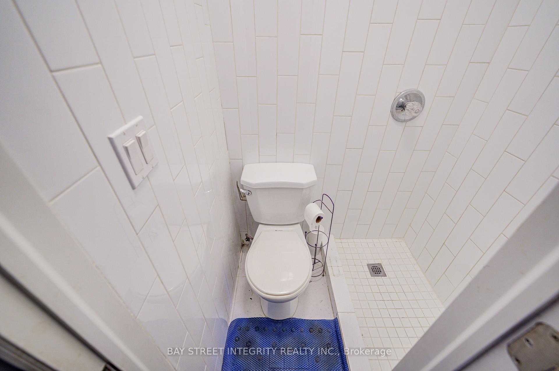 Photo 19 of 136 Summer Street, Oshawa, Central — HOMEH