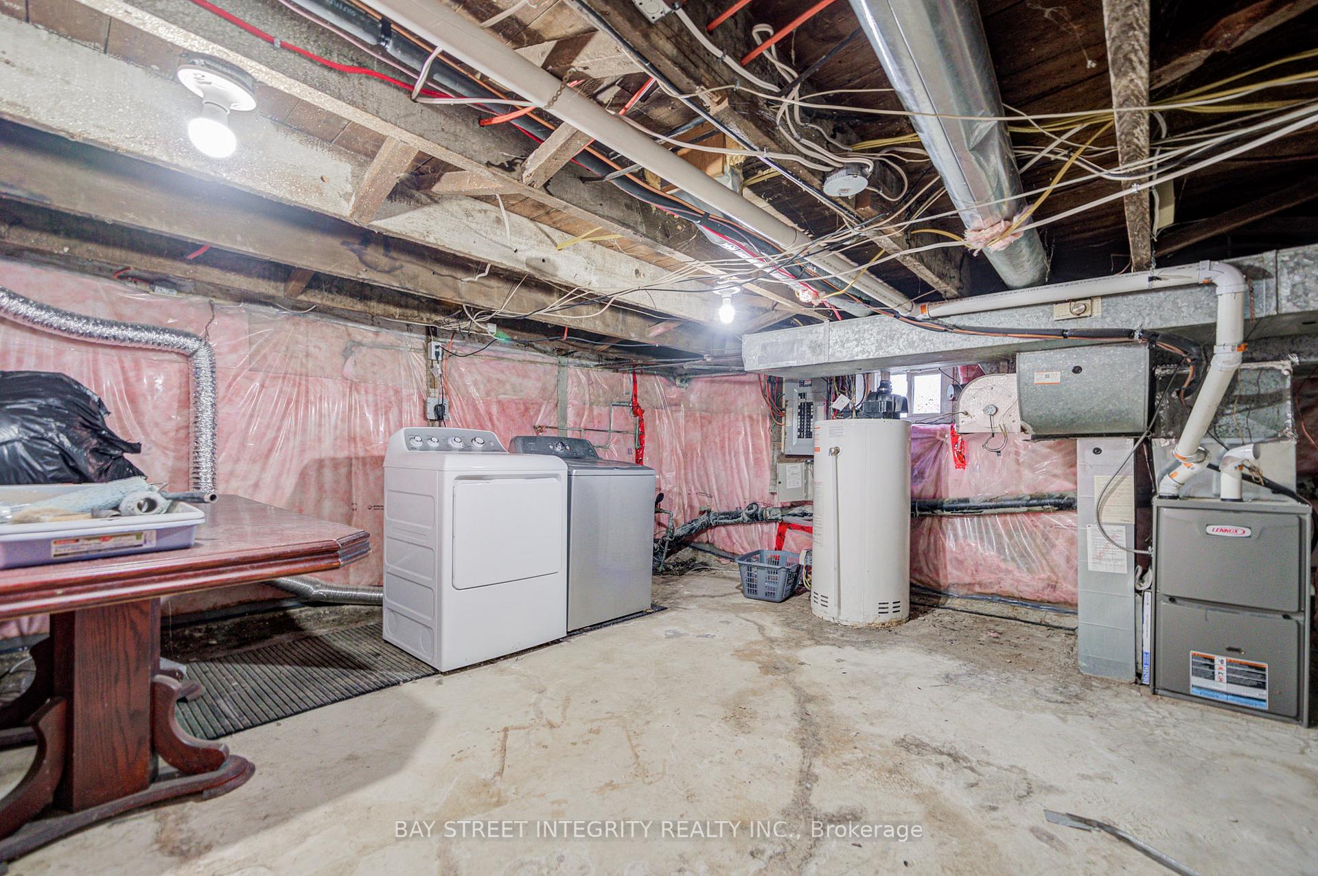 Photo 32 of 136 Summer Street, Oshawa, Central — HOMEH