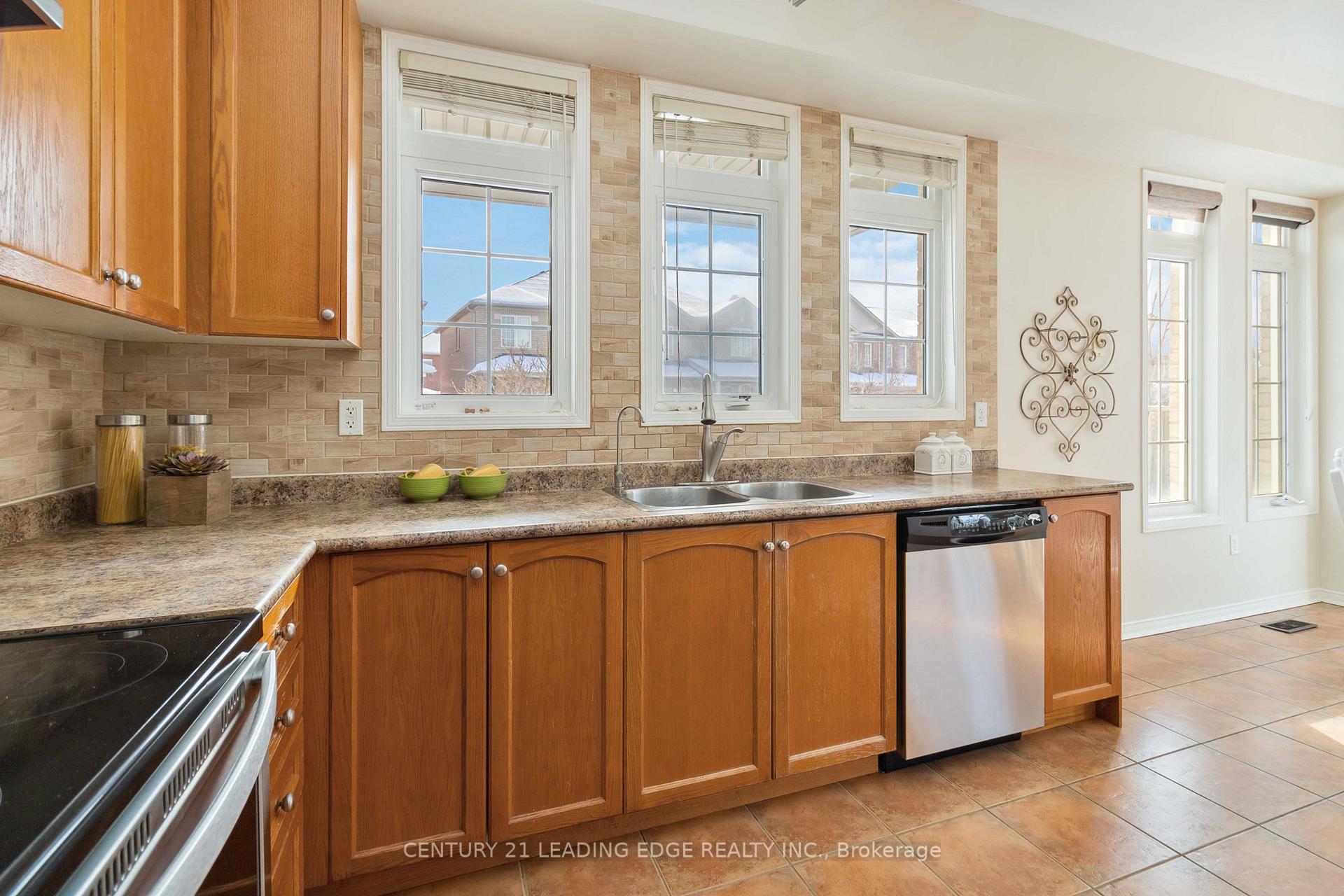 Photo 20 of 1100 Bonin Crescent, Milton, Clarke — HOMEH