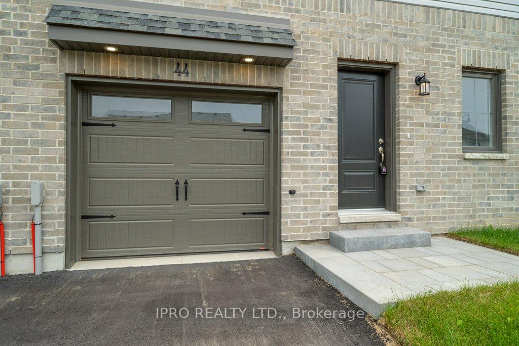 Photo 4 of 44 Campbell Crescent, Prince Edward County, South Marysburg Ward — HOMEH