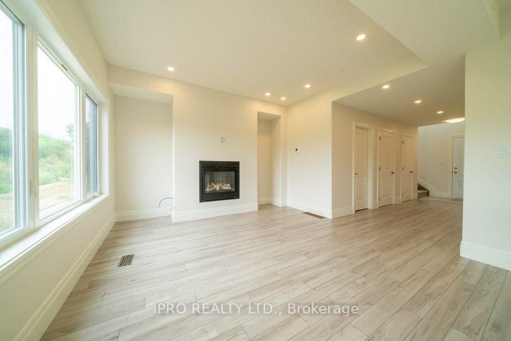 Photo 17 of 44 Campbell Crescent, Prince Edward County, South Marysburg Ward — HOMEH