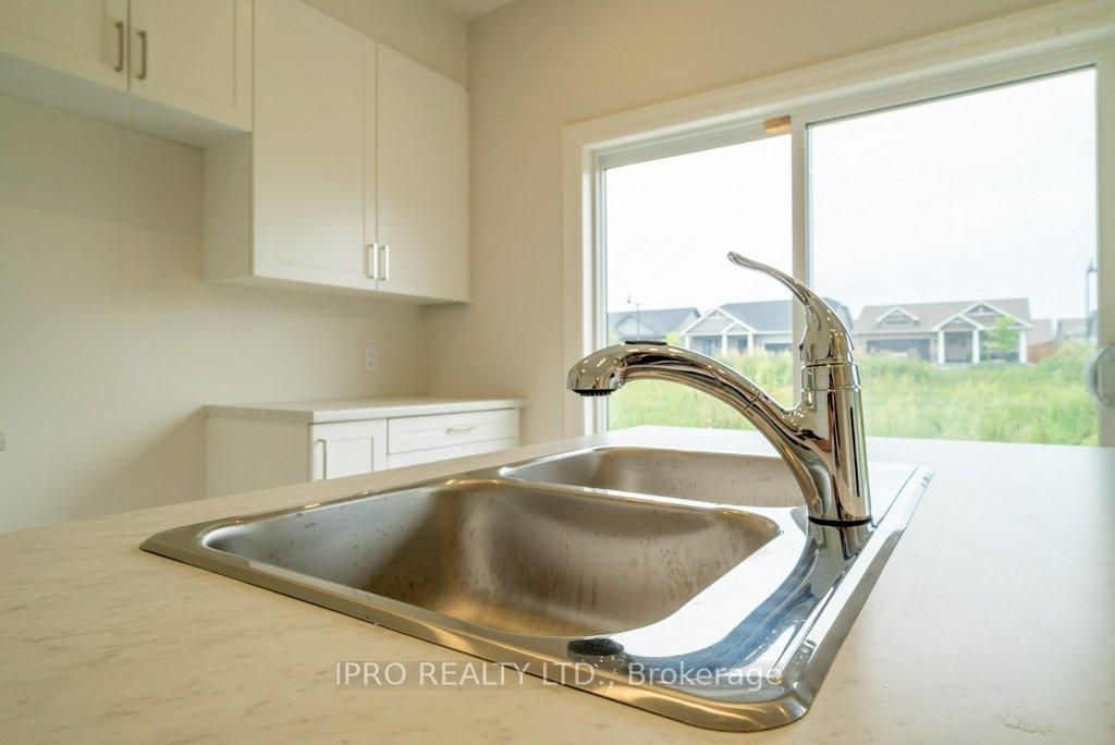 Photo 24 of 44 Campbell Crescent, Prince Edward County, South Marysburg Ward — HOMEH