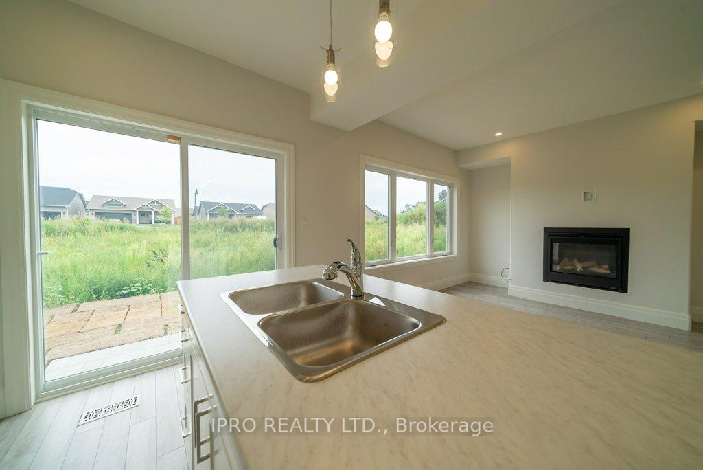 Photo 25 of 44 Campbell Crescent, Prince Edward County, South Marysburg Ward — HOMEH