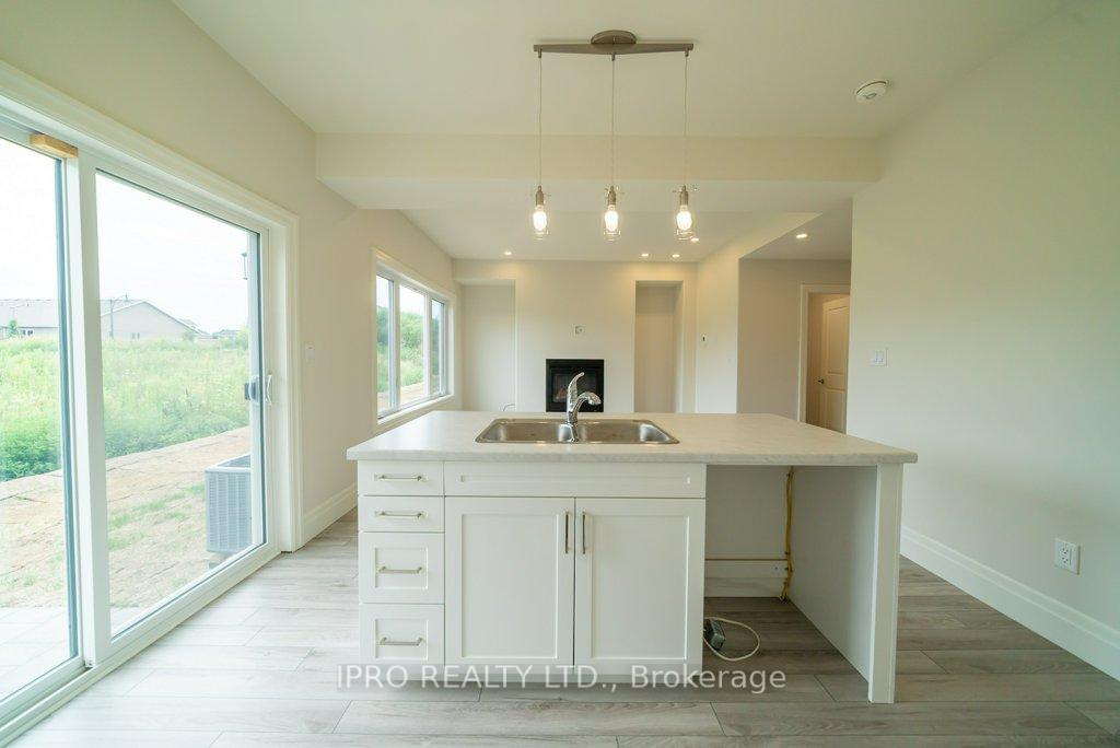 Photo 26 of 44 Campbell Crescent, Prince Edward County, South Marysburg Ward — HOMEH