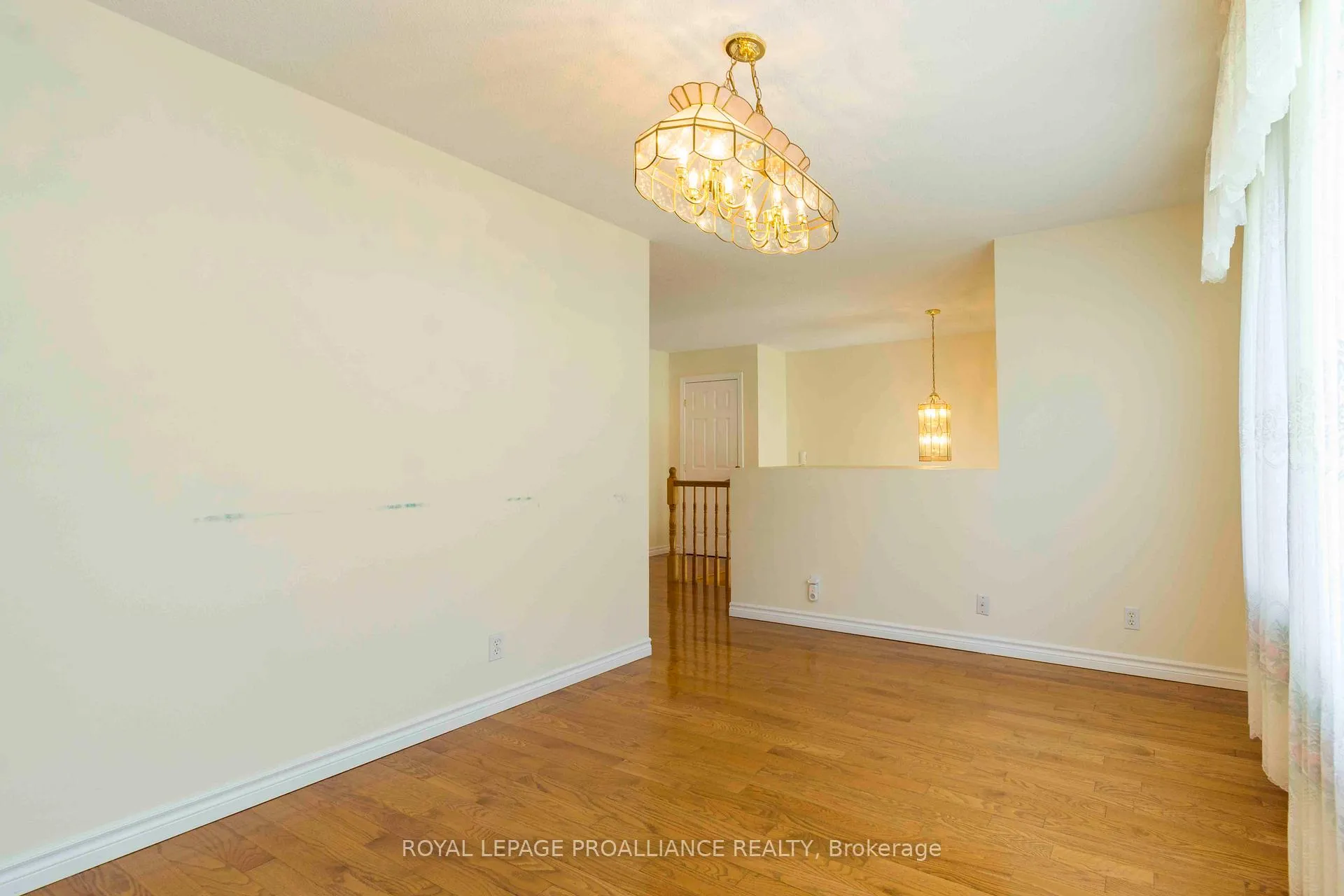 Photo 6 of 34 Edgeview Drive, Quinte West, Trenton Ward — HOMEH