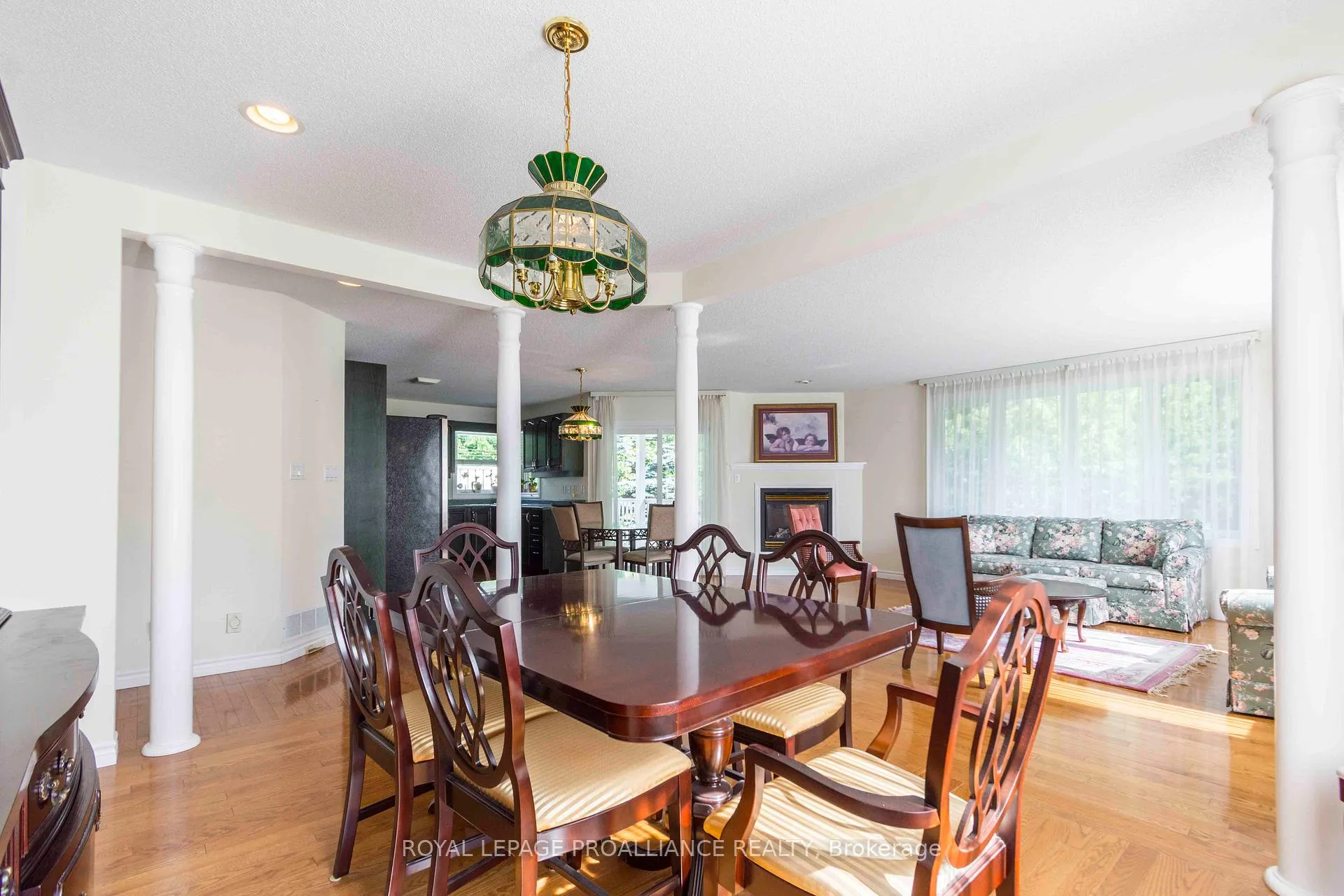 Photo 12 of 34 Edgeview Drive, Quinte West, Trenton Ward — HOMEH