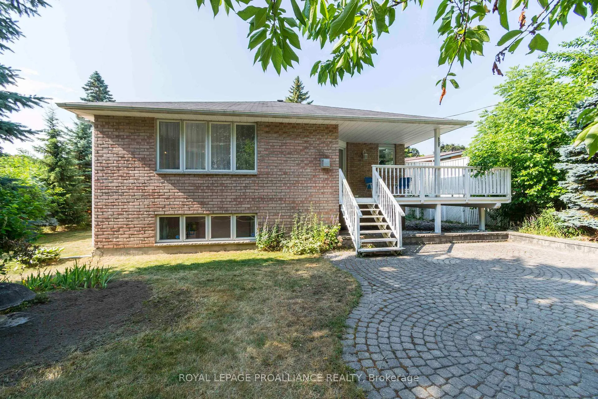 Photo 35 of 34 Edgeview Drive, Quinte West, Trenton Ward — HOMEH