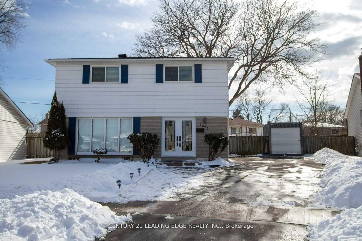 Front of Unit Upper, 1323 Poprad Avenue