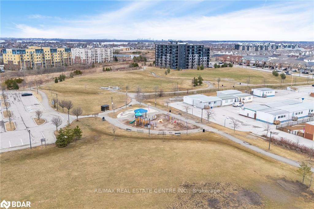 Photo 48 of 363 Hobbs Crescent, Milton, Clarke — HOMEH
