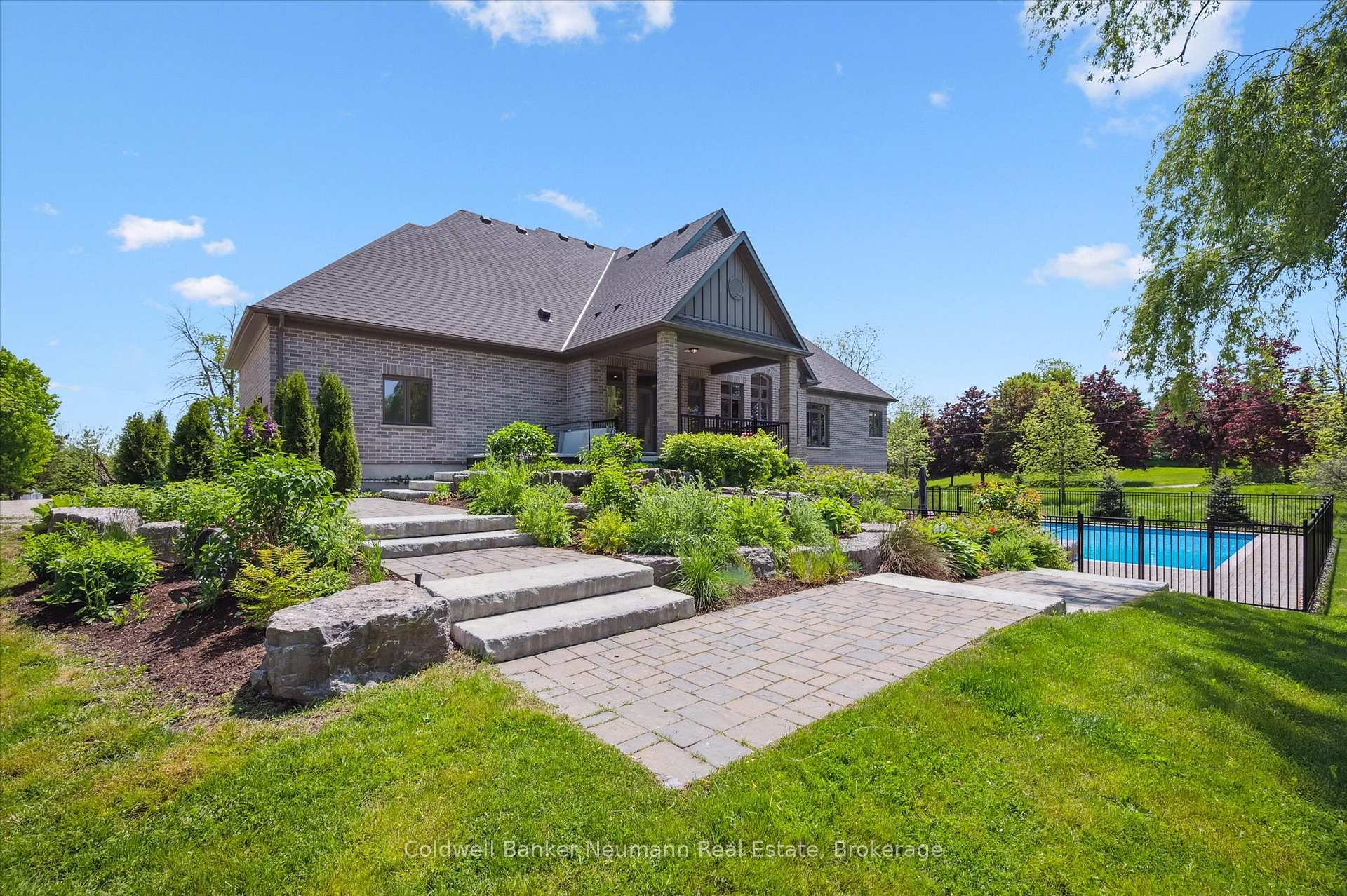 Photo 32 of 74 Gilmour Road, Puslinch, Aberfoyle — HOMEH