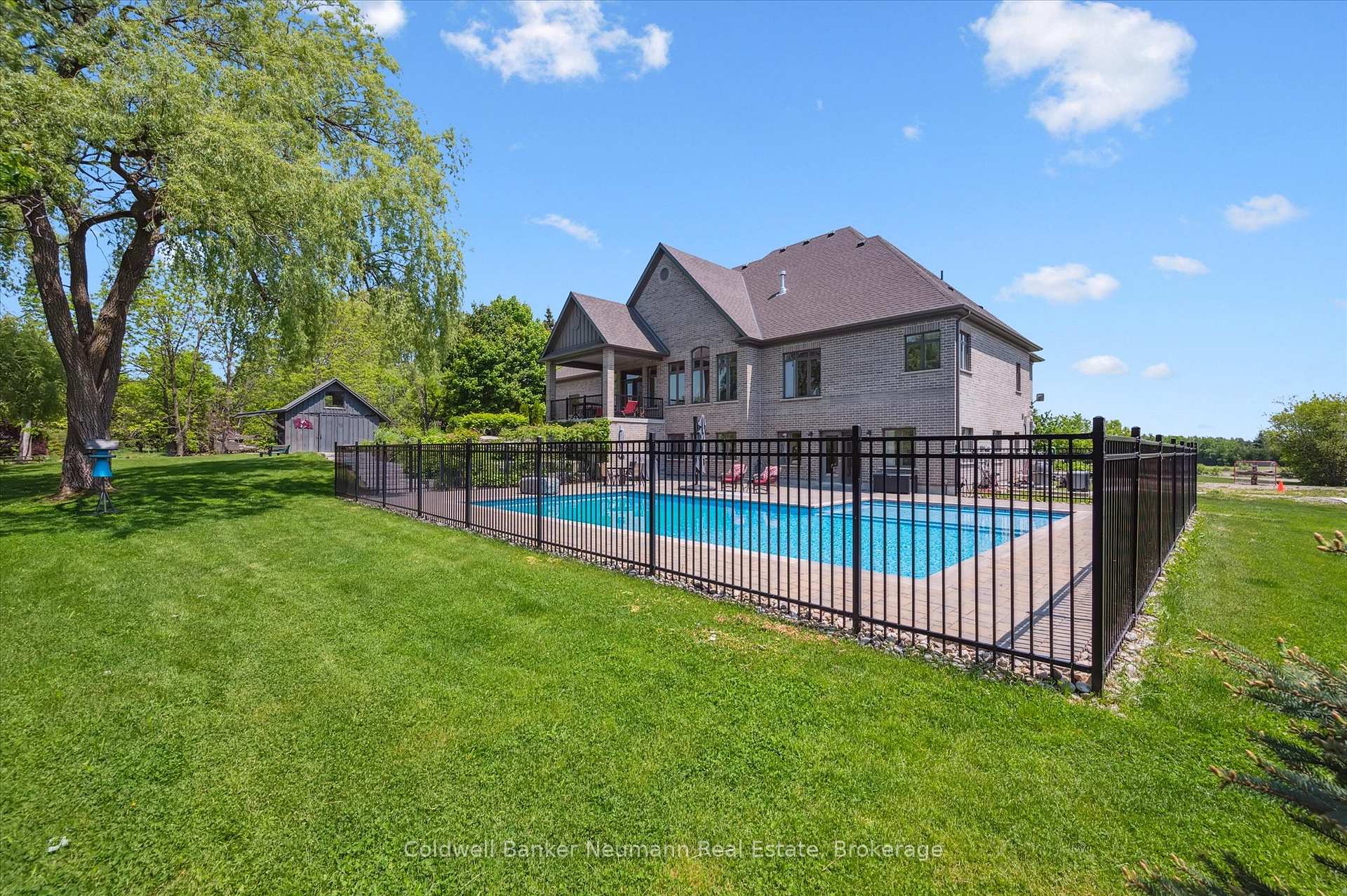 Photo 34 of 74 Gilmour Road, Puslinch, Aberfoyle — HOMEH