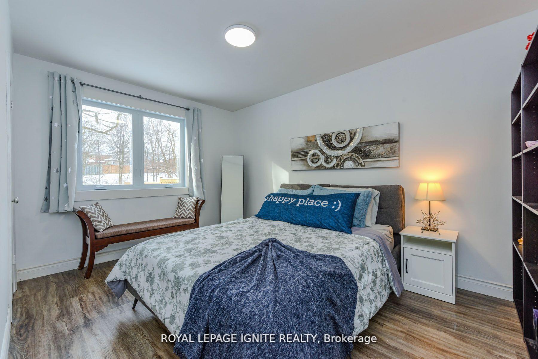 Photo 14 of 208 Riverplace Crescent, Milton, Old Milton — HOMEH