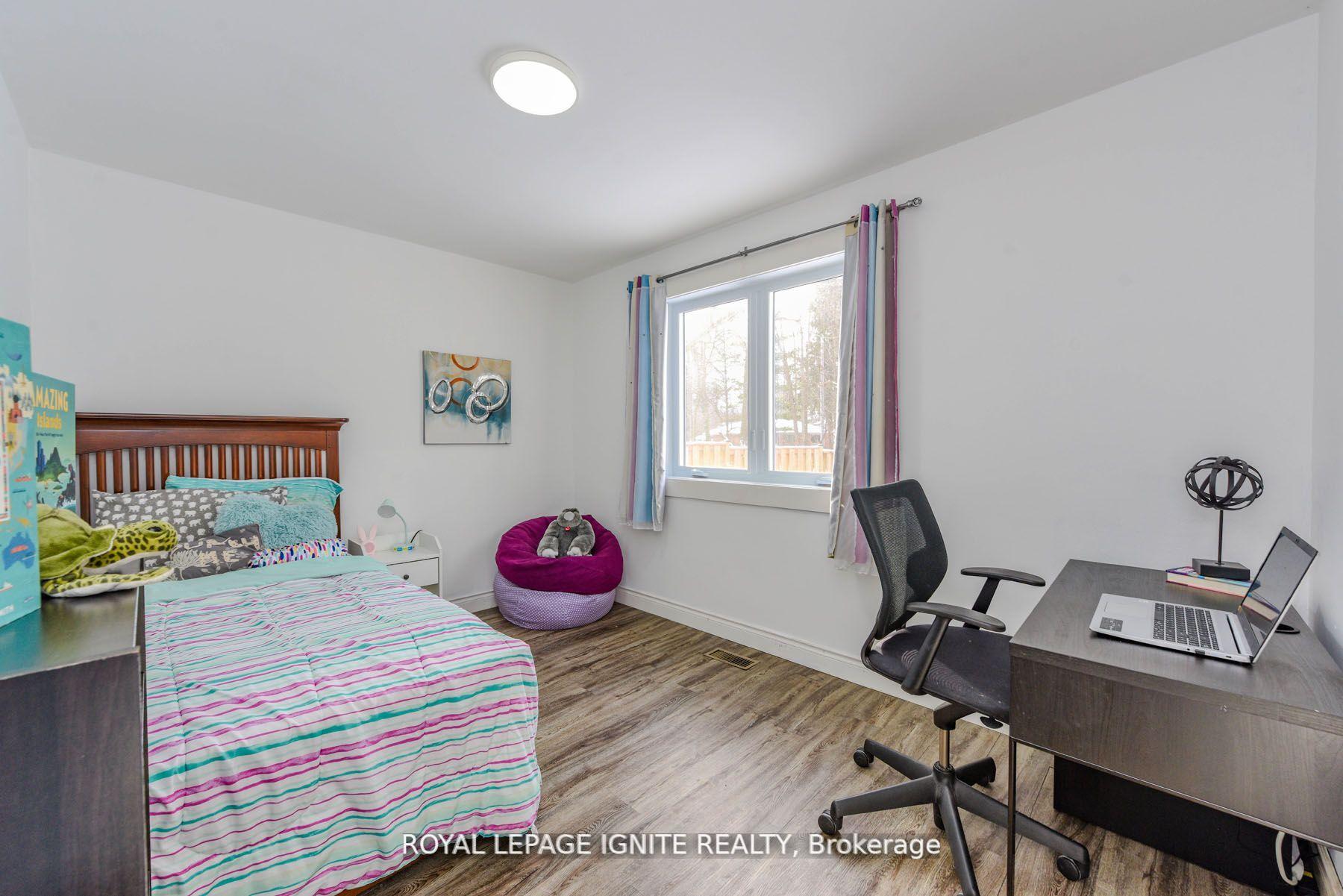 Photo 17 of 208 Riverplace Crescent, Milton, Old Milton — HOMEH