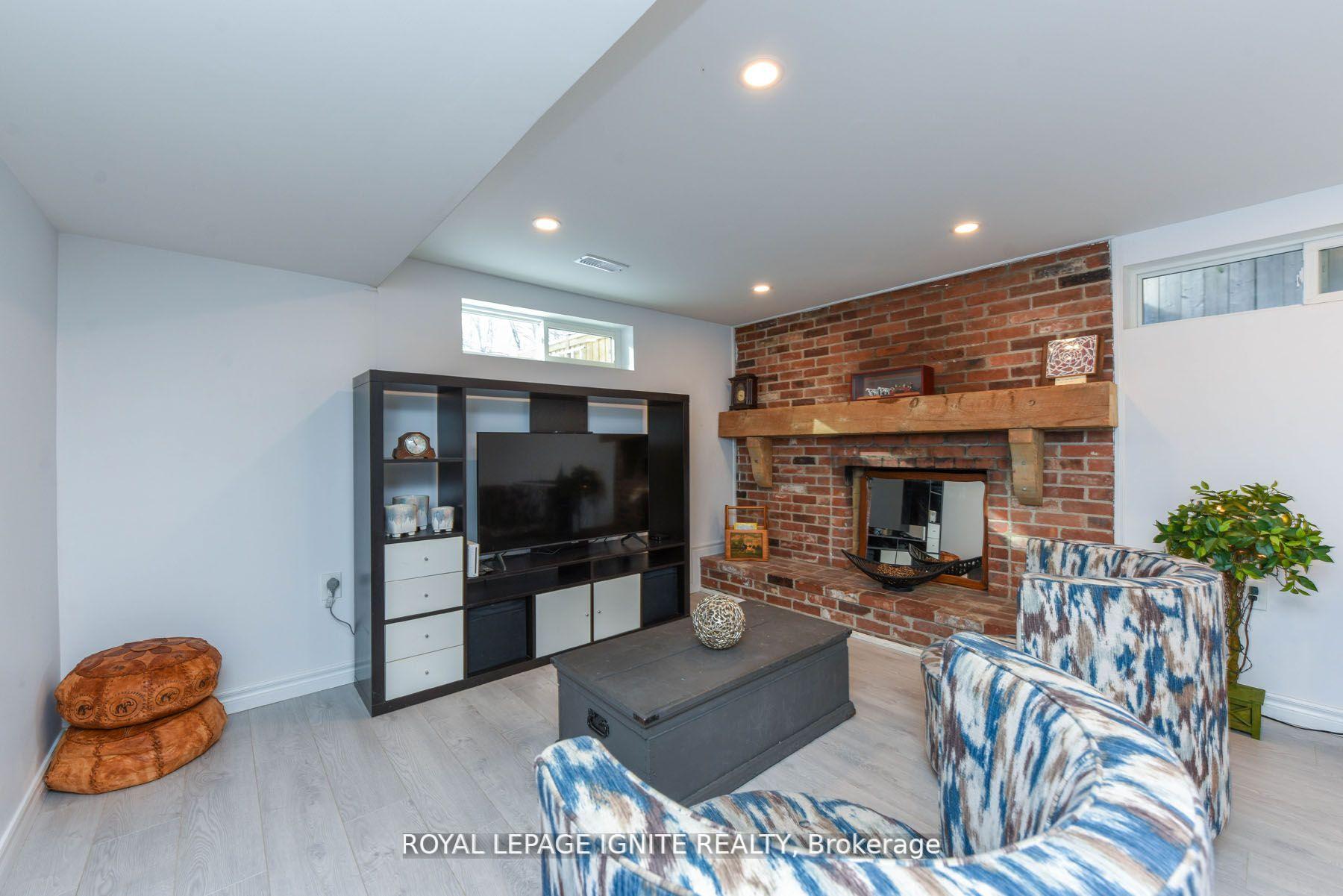 Photo 25 of 208 Riverplace Crescent, Milton, Old Milton — HOMEH