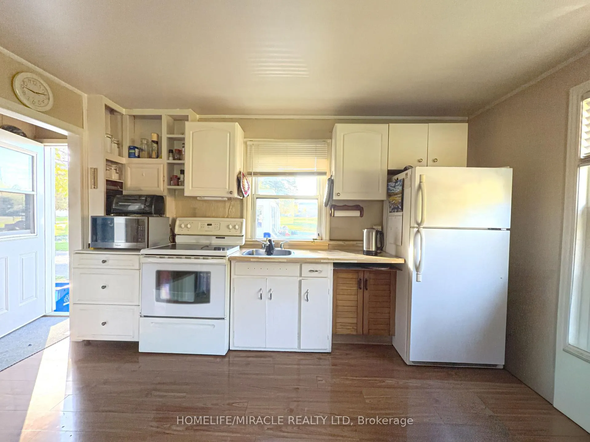 Photo 10 of 1892 Kingston Road, Pickering, Village East — HOMEH