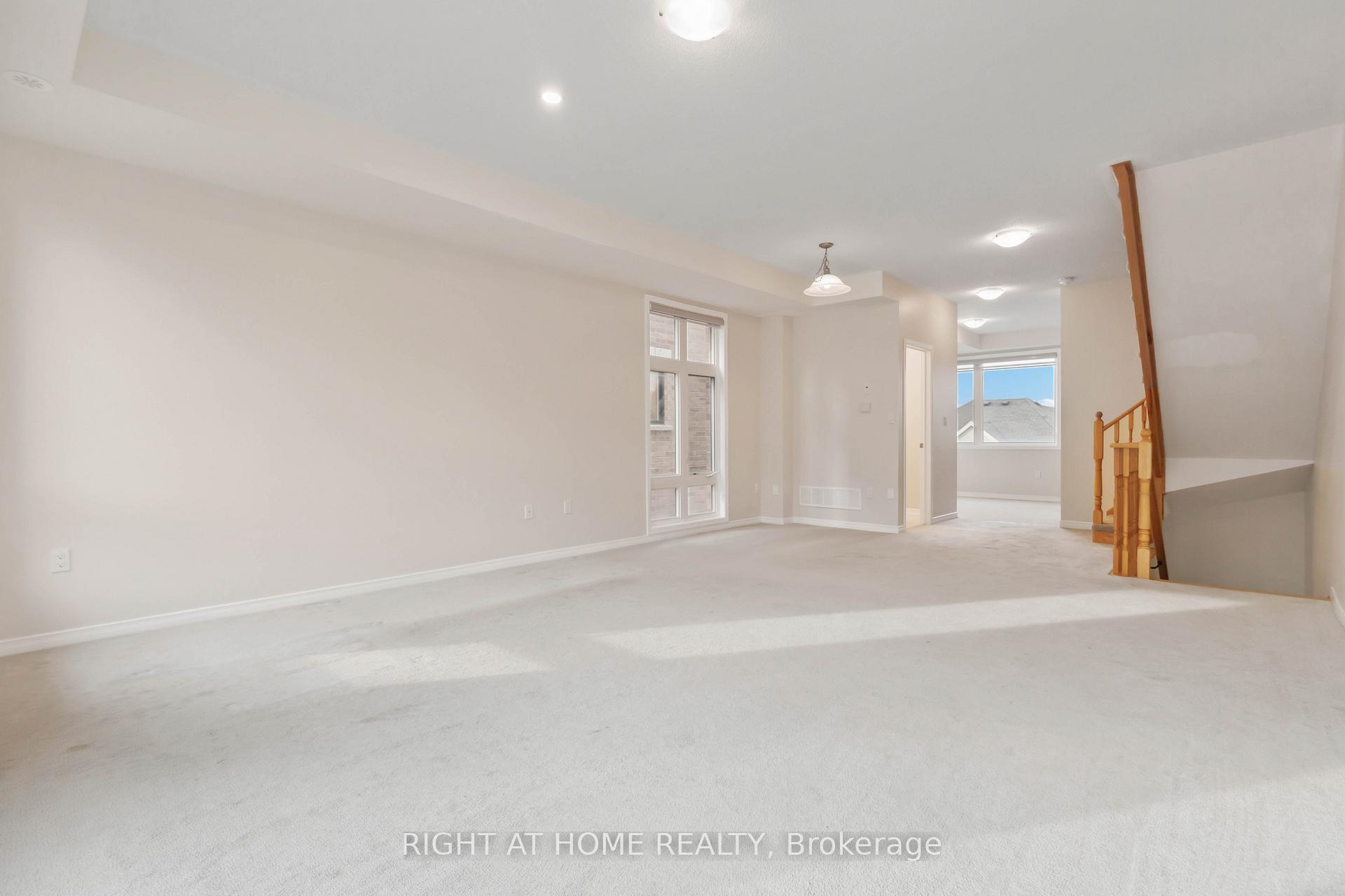 Photo 10 of 1404 Coral Springs Path, Oshawa, Taunton — HOMEH