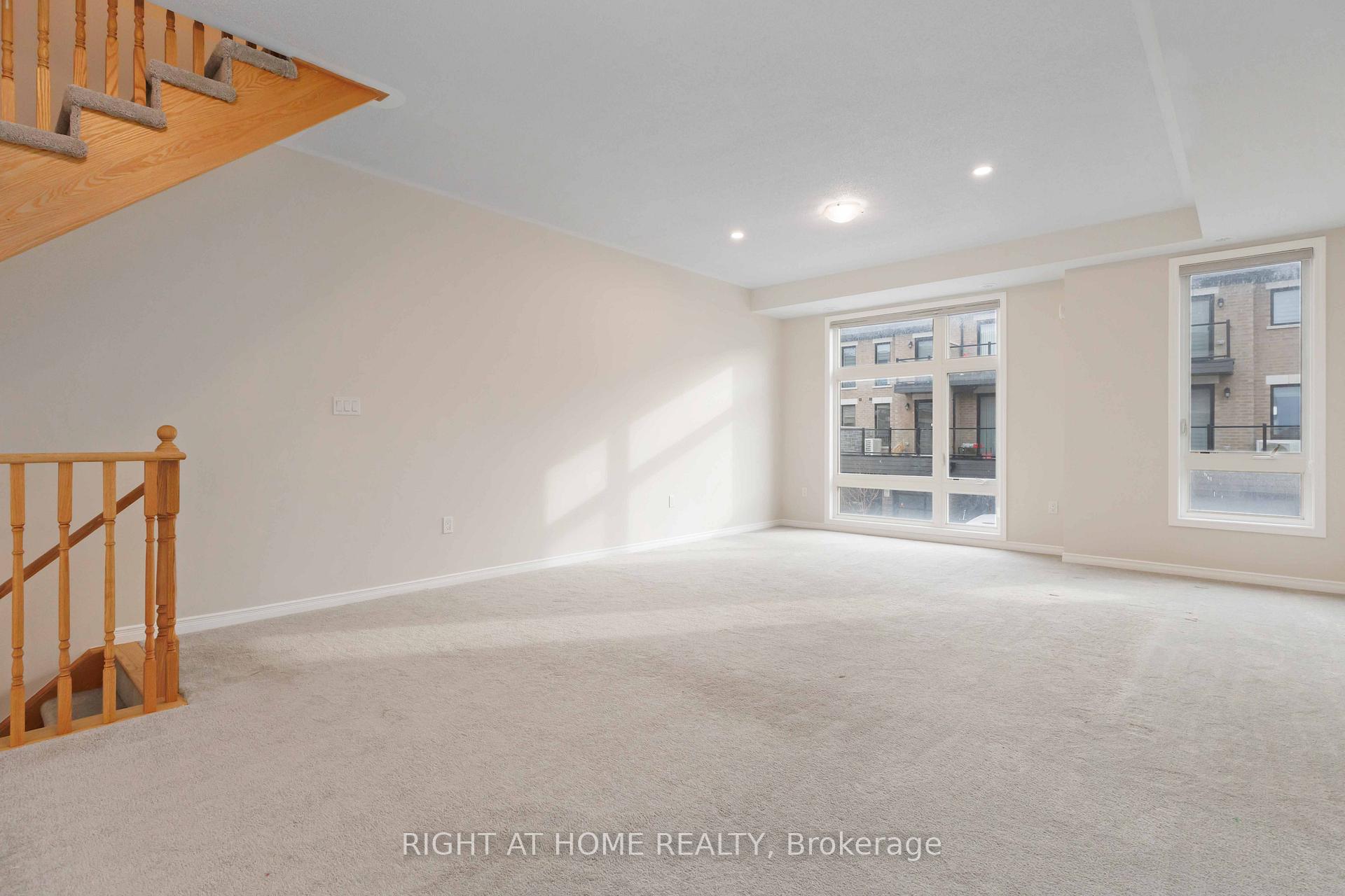 Photo 11 of 1404 Coral Springs Path, Oshawa, Taunton — HOMEH