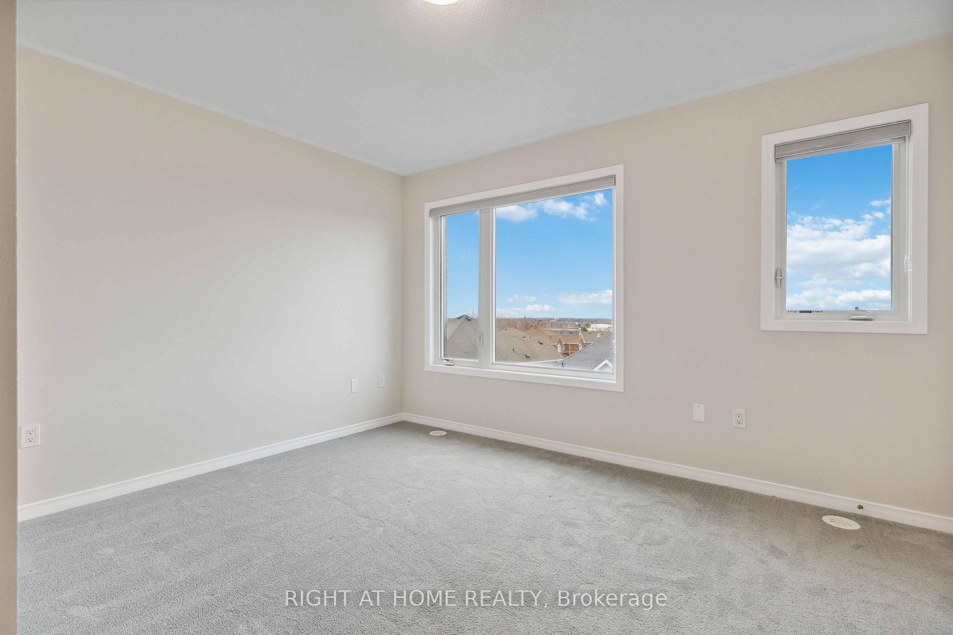 Photo 24 of 1404 Coral Springs Path, Oshawa, Taunton — HOMEH