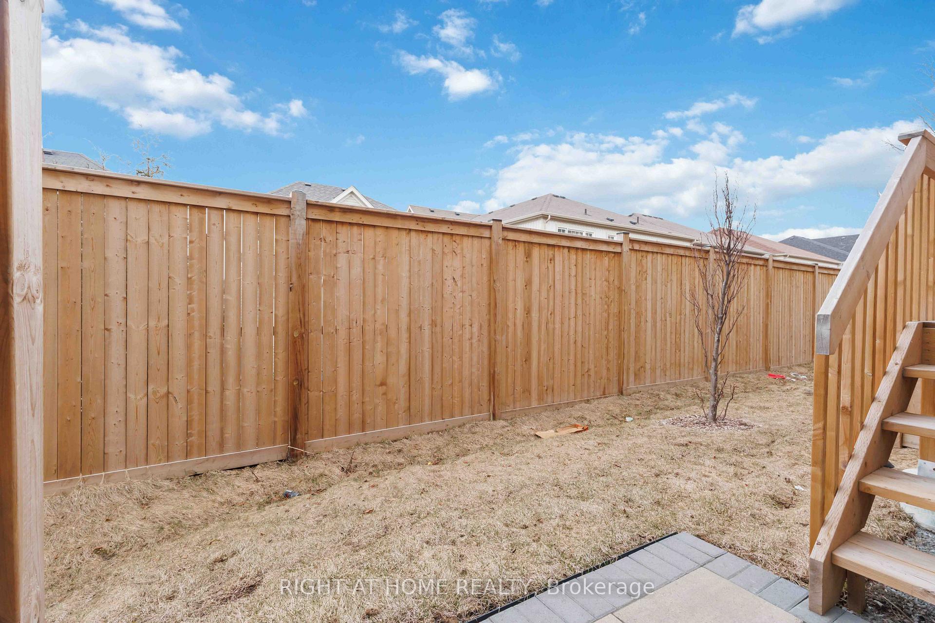 Photo 30 of 1404 Coral Springs Path, Oshawa, Taunton — HOMEH