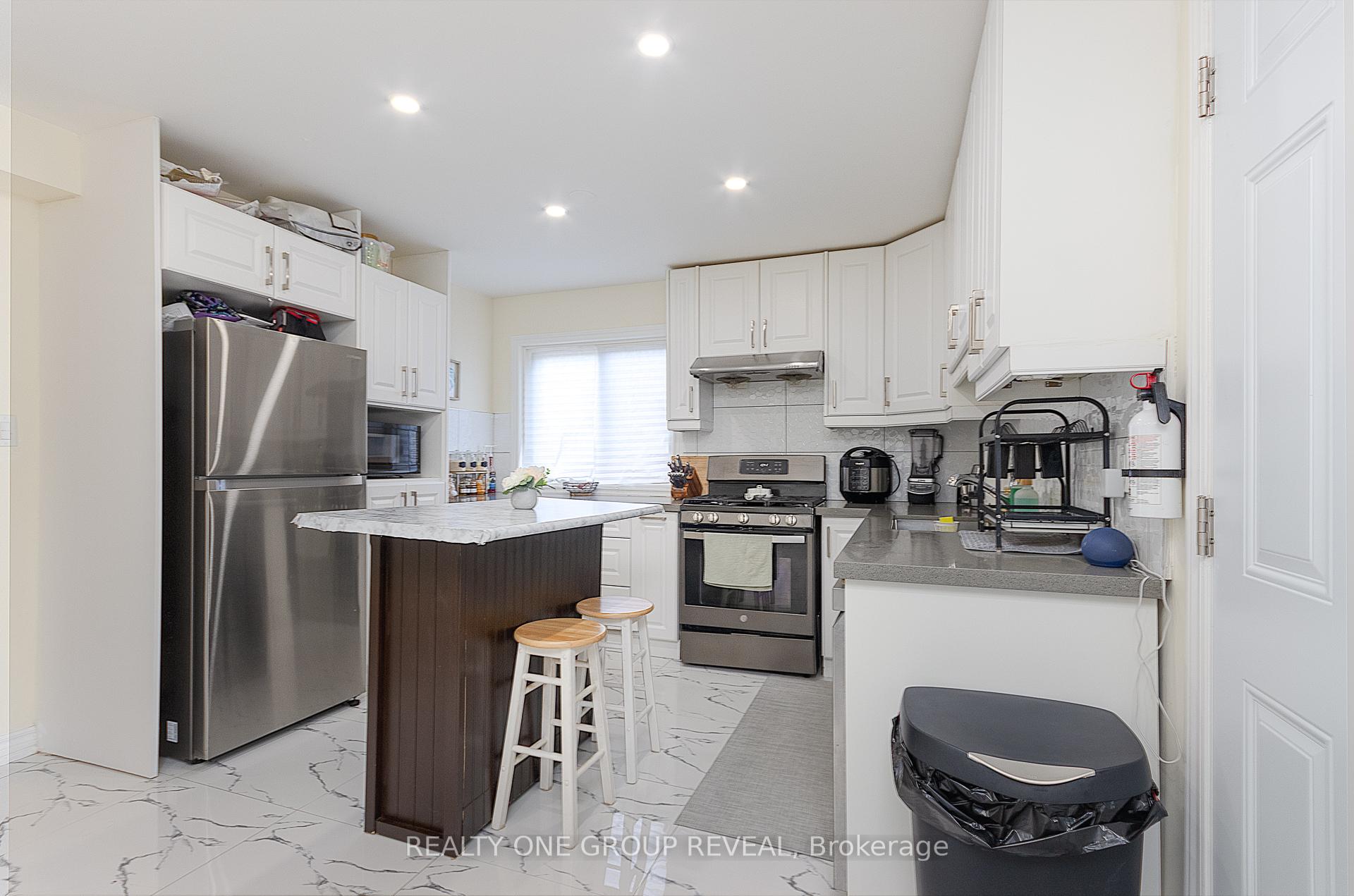 Photo 7 of 839 Modlin Road, Pickering, Bay Ridges — HOMEH