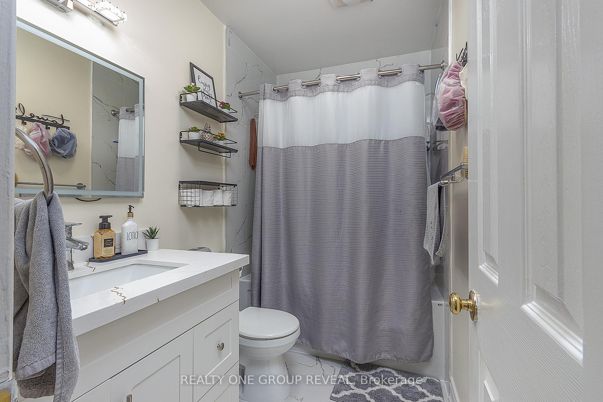Photo 17 of 839 Modlin Road, Pickering, Bay Ridges — HOMEH