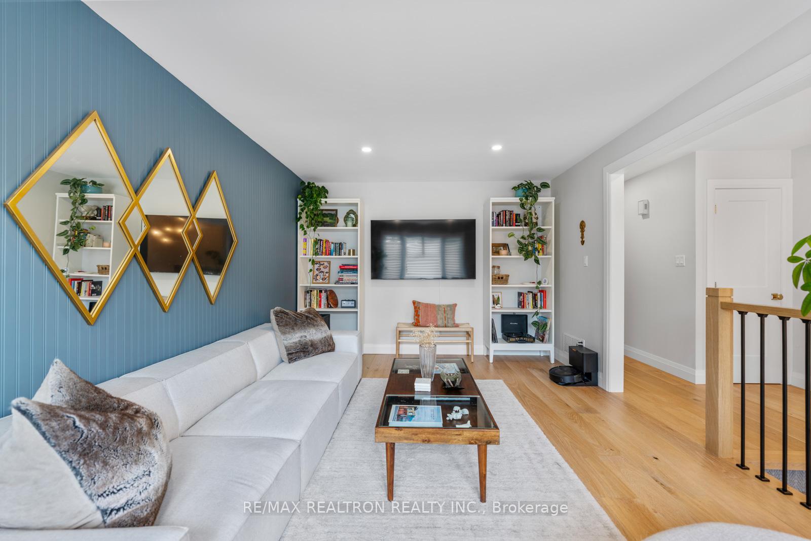 Photo 6 of 906 Mahina Street, Oshawa, McLaughlin — HOMEH