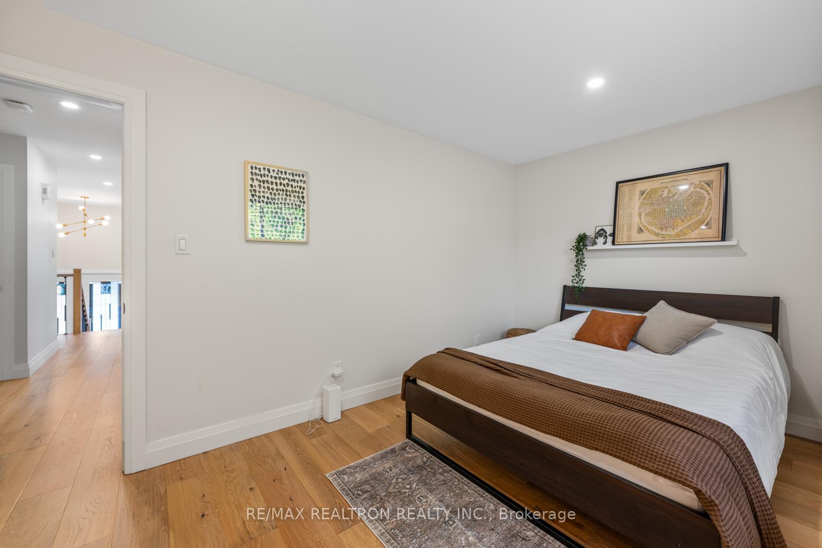 Photo 15 of 906 Mahina Street, Oshawa, McLaughlin — HOMEH