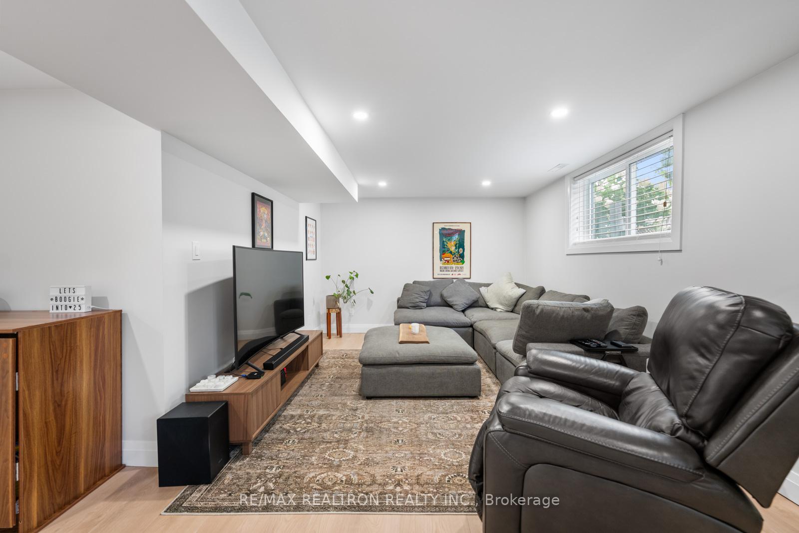 Photo 23 of 906 Mahina Street, Oshawa, McLaughlin — HOMEH