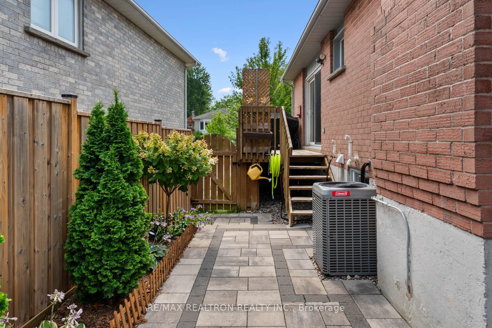 Photo 28 of 906 Mahina Street, Oshawa, McLaughlin — HOMEH