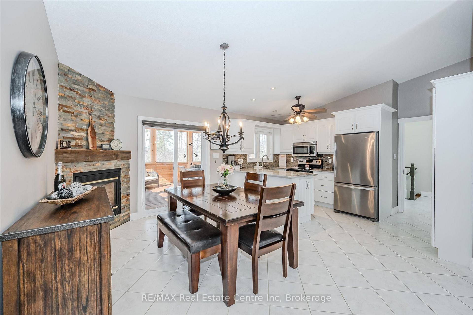 Photo 14 of 4430 10 Sideroad N, Puslinch, Crieff/Aikensville/Killean — HOMEH