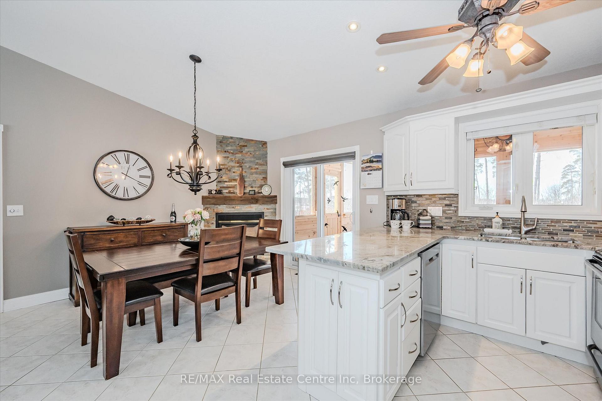 Photo 16 of 4430 10 Sideroad N, Puslinch, Crieff/Aikensville/Killean — HOMEH