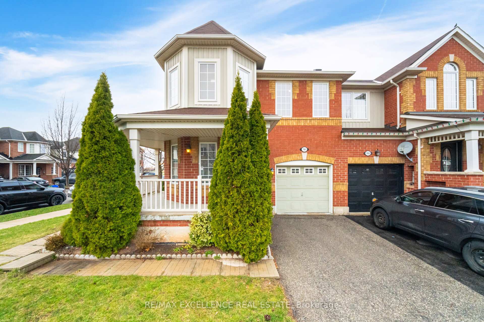 Photo 2 of 781 Howden Crescent, Milton, Coates — HOMEH