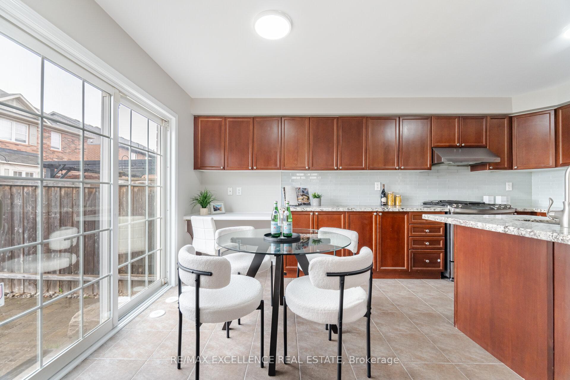 Photo 14 of 781 Howden Crescent, Milton, Coates — HOMEH