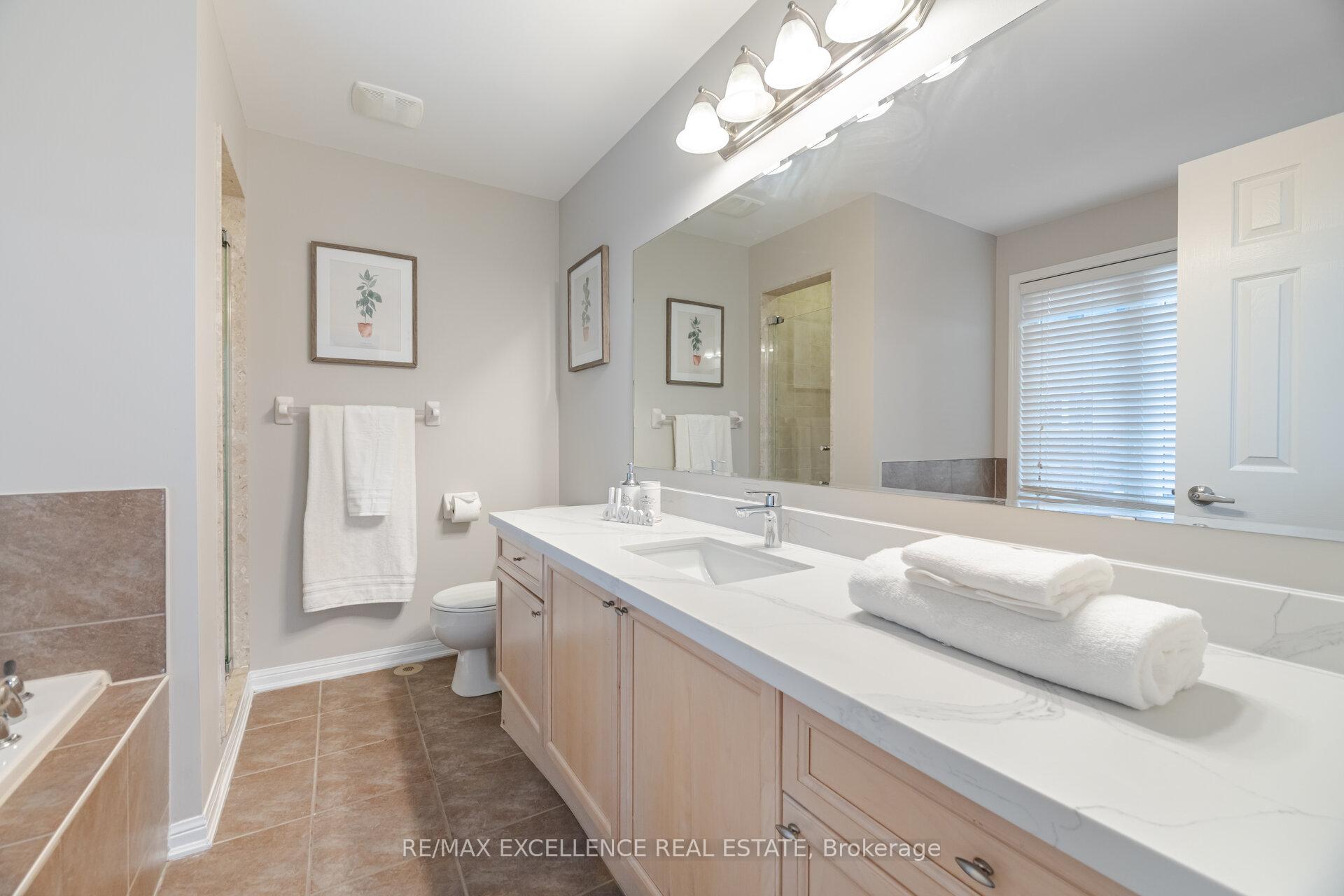 Photo 21 of 781 Howden Crescent, Milton, Coates — HOMEH
