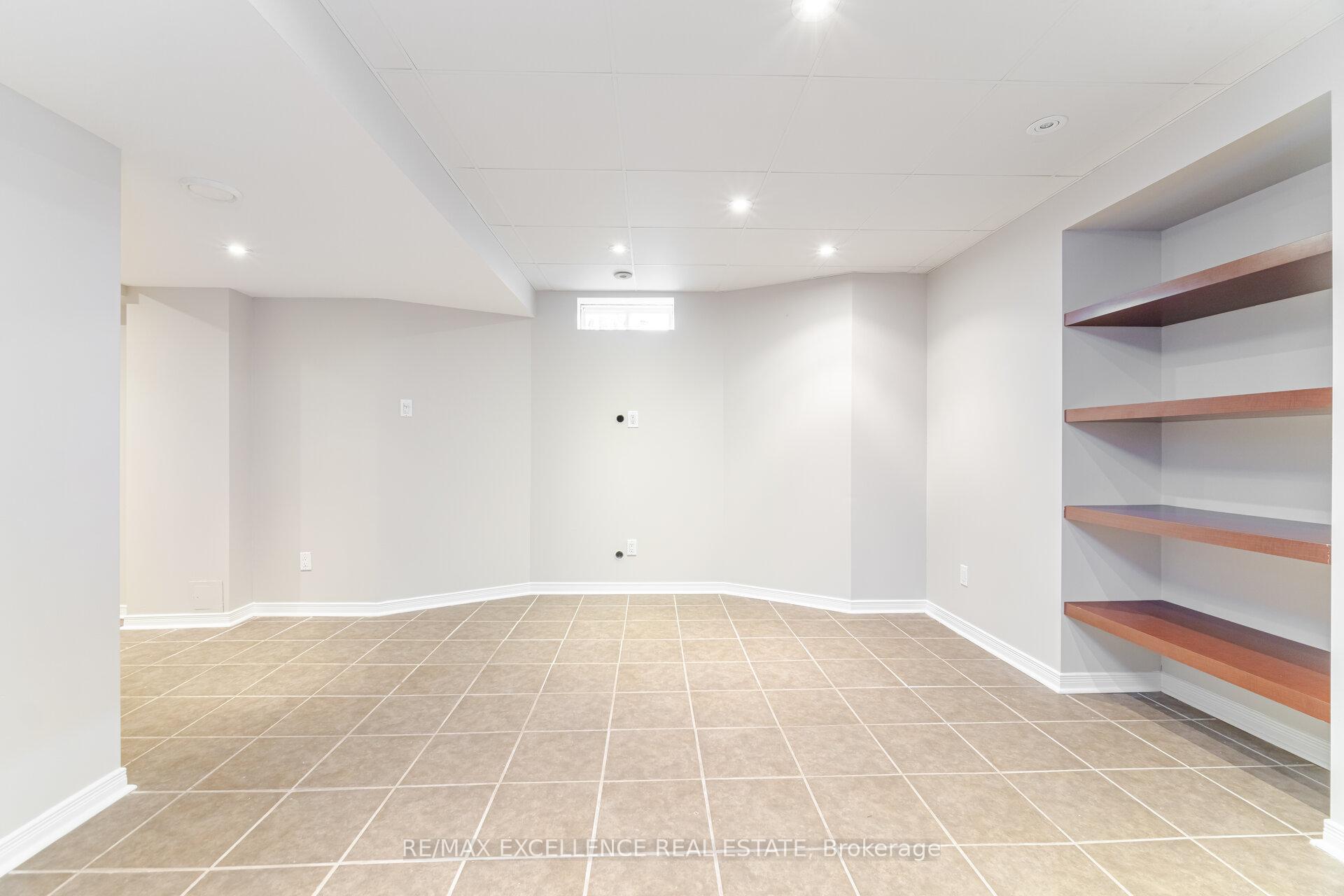 Photo 34 of 781 Howden Crescent, Milton, Coates — HOMEH
