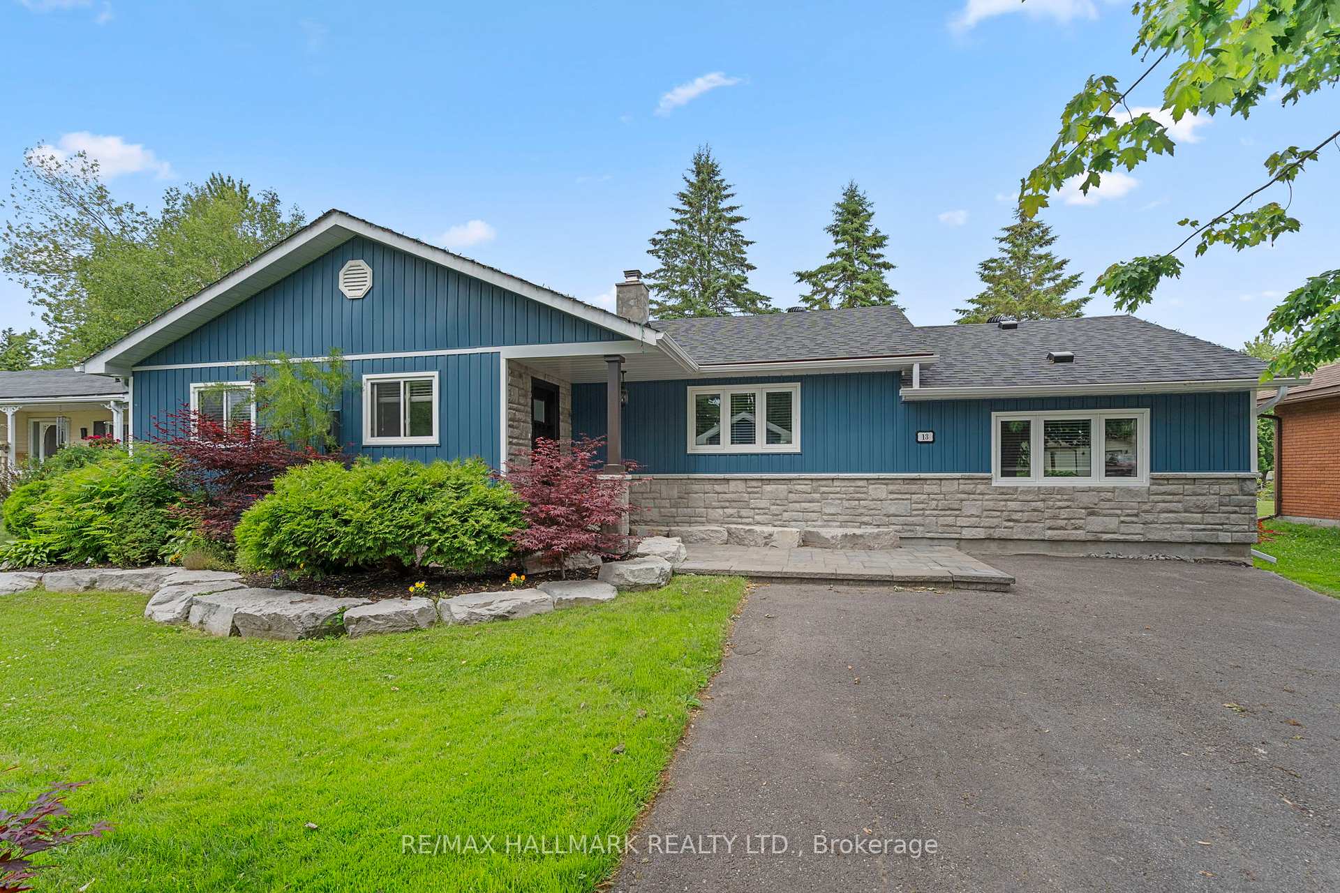 Front of 13 Pinetree Court
