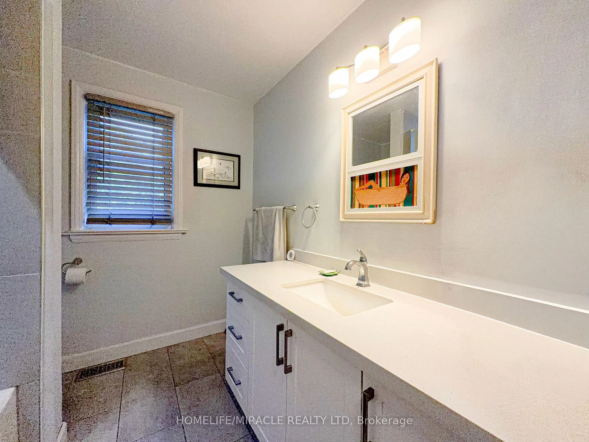 Photo 9 of 1864 Kingston Road, Pickering, Village East — HOMEH