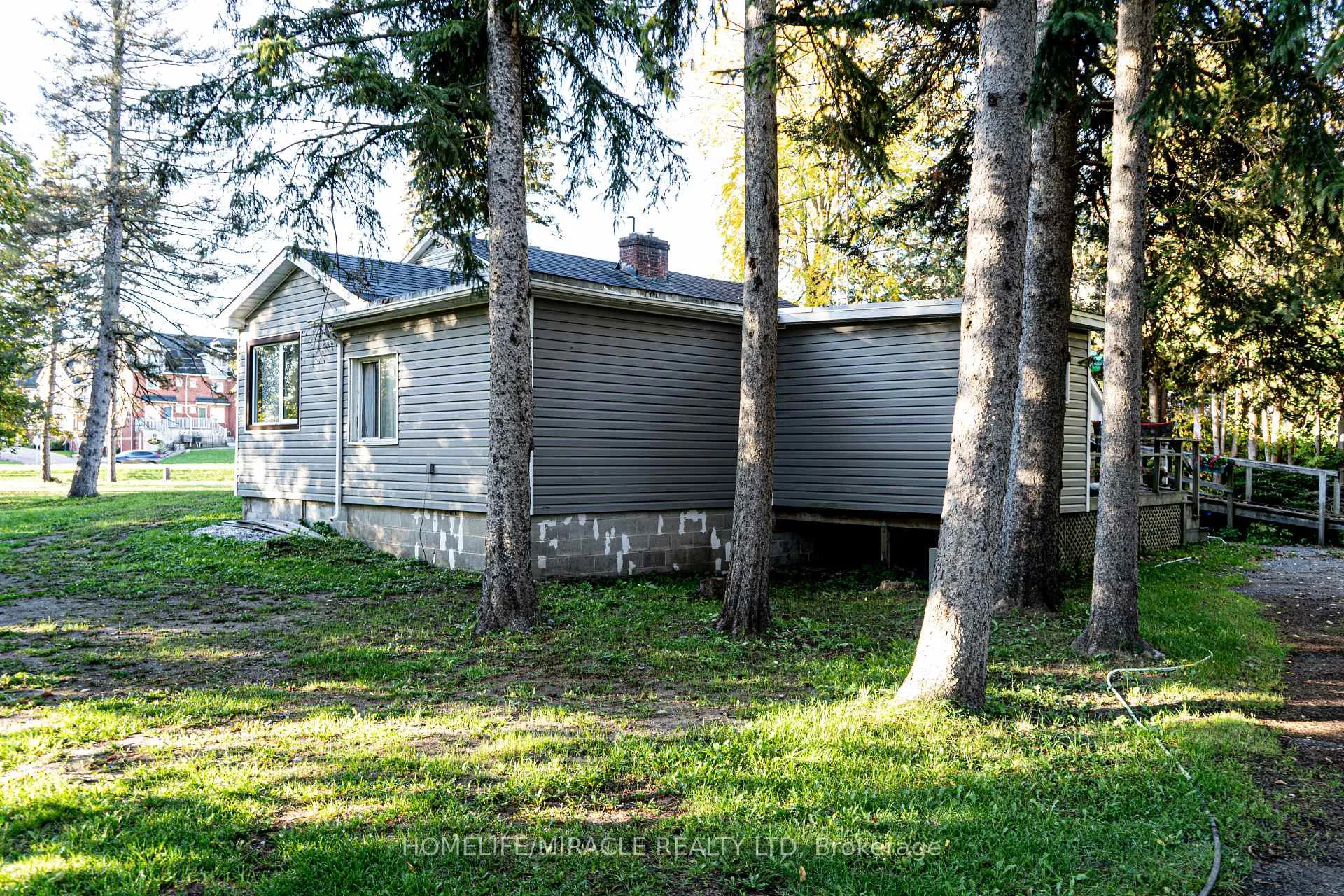 Photo 11 of 1864 Kingston Road, Pickering, Village East — HOMEH
