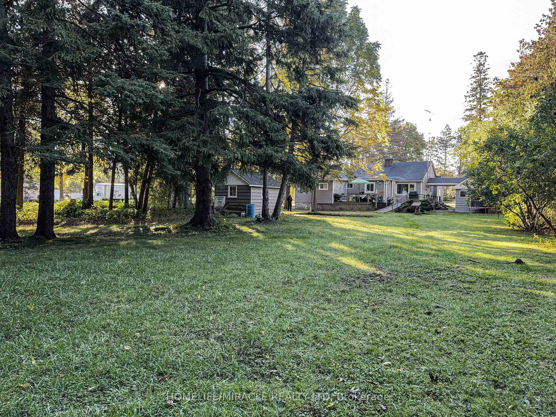Photo 12 of 1864 Kingston Road, Pickering, Village East — HOMEH