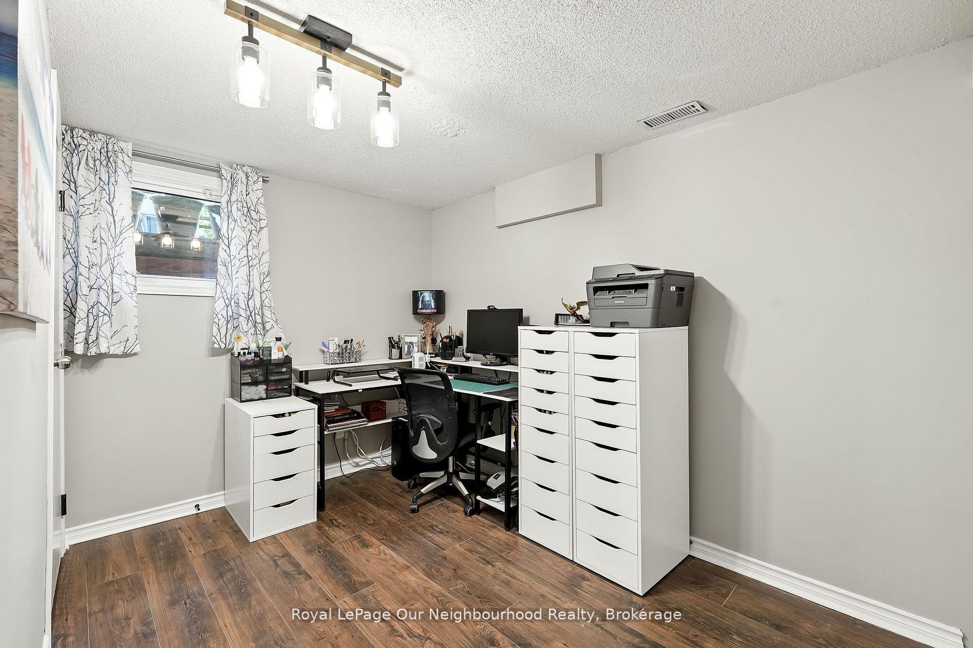 Photo 20 of 1156 Valley Court, Oshawa, Lakeview — HOMEH