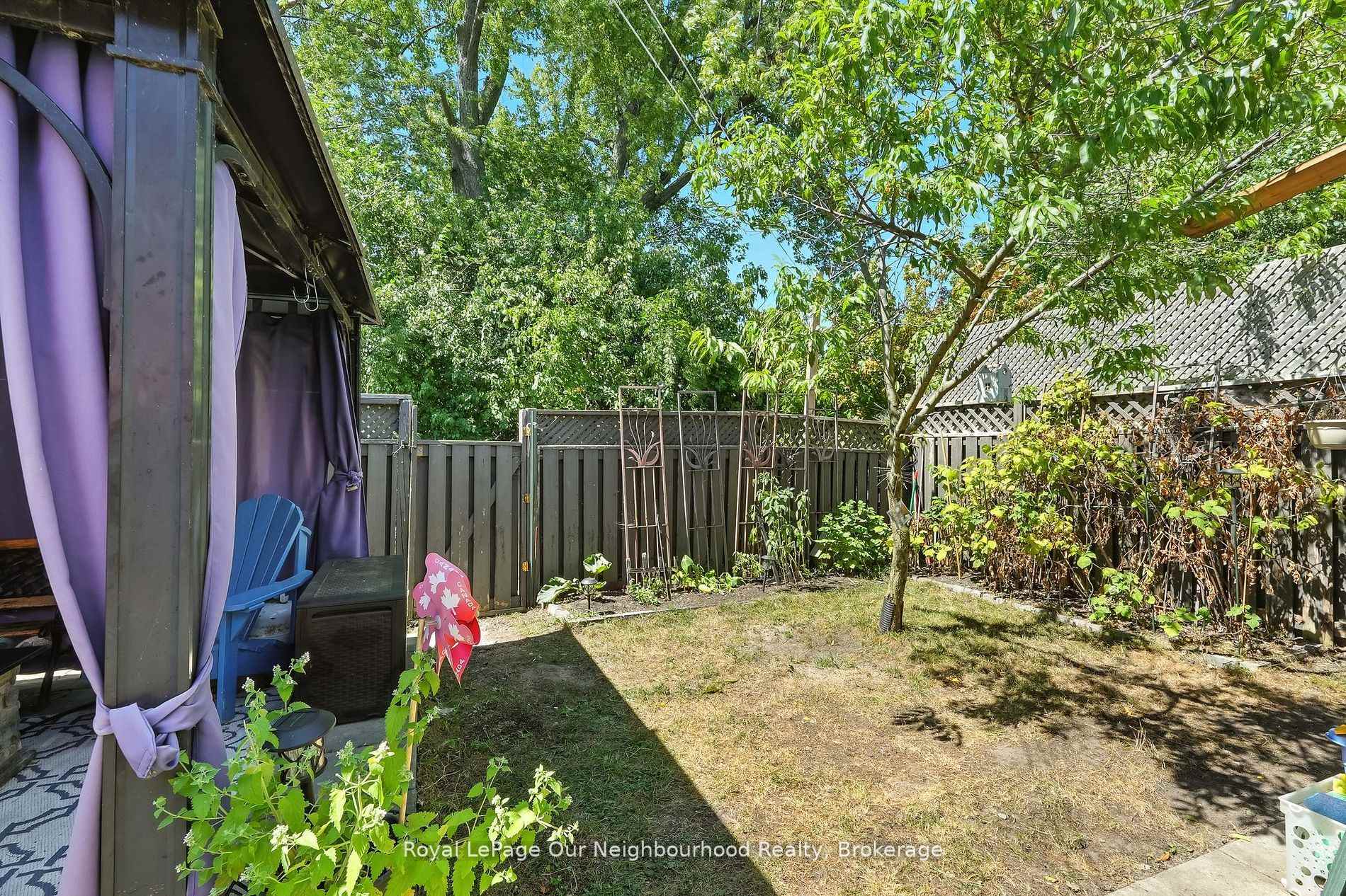 Photo 28 of 1156 Valley Court, Oshawa, Lakeview — HOMEH